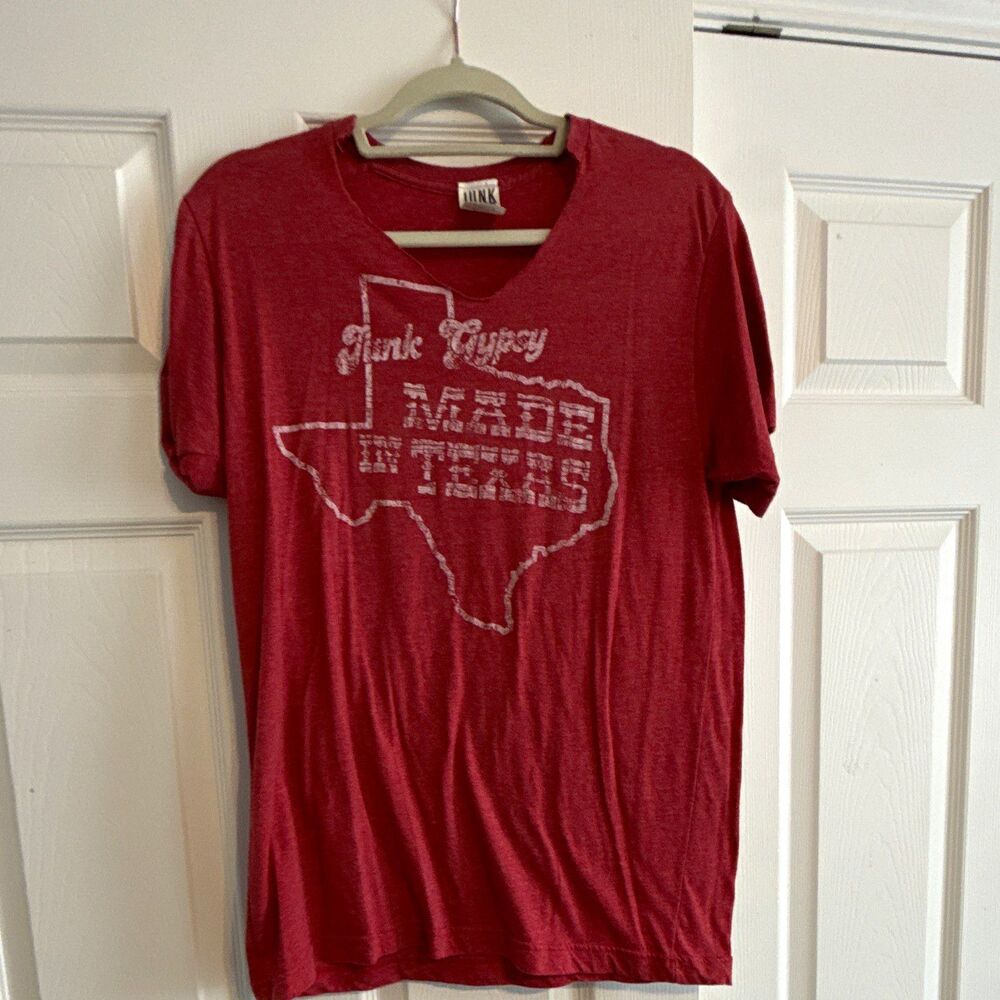 Junk Gypsy Made in Texas Women’s Medium Red Graphic T-Shirt Western Boho